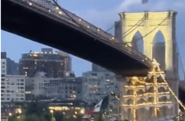 Cuauhtémoc vs Brooklyn Bridge — The Unexpected Collision