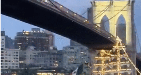 Cuauhtémoc vs Brooklyn Bridge — The Unexpected Collision