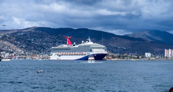 Ensenada Cruises Past One Million Visitors