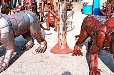 The Sabretooth Twins