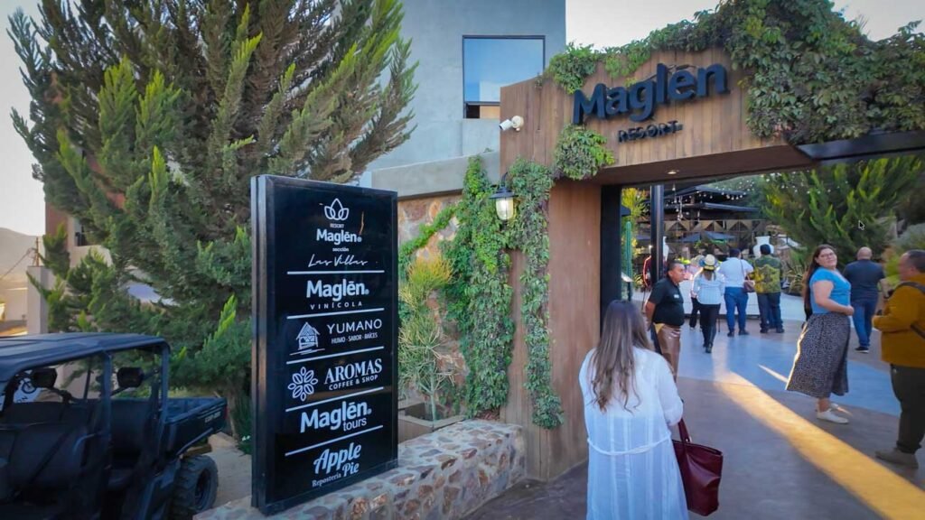 Maglen is the valley’s elegant oasis — boutique hotels, a brewery, and Yumano restaurant, where heritage tastes like smoke and sunlight.
